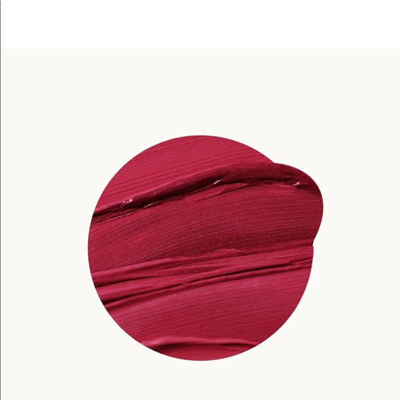 Selena Gomez liquid eyeshadow (nearly berry) - Picture 2 of 3